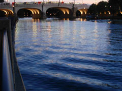 Bank-Street_Bridge_Rideau_Canal